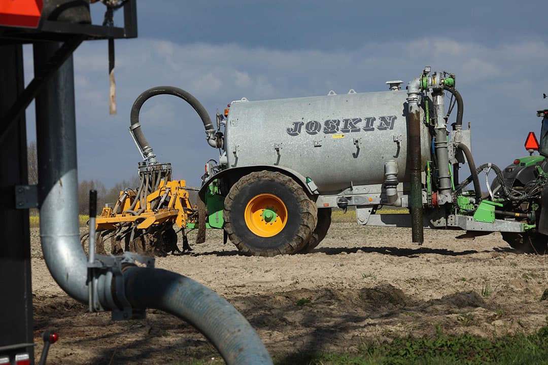 De Europese Commissie heeft de voorwaarden voor derogatie gepubliceerd. LTO vindt deze een hard gelag voor de akkerbouw en veehouderij. - Foto: Henk Riswick