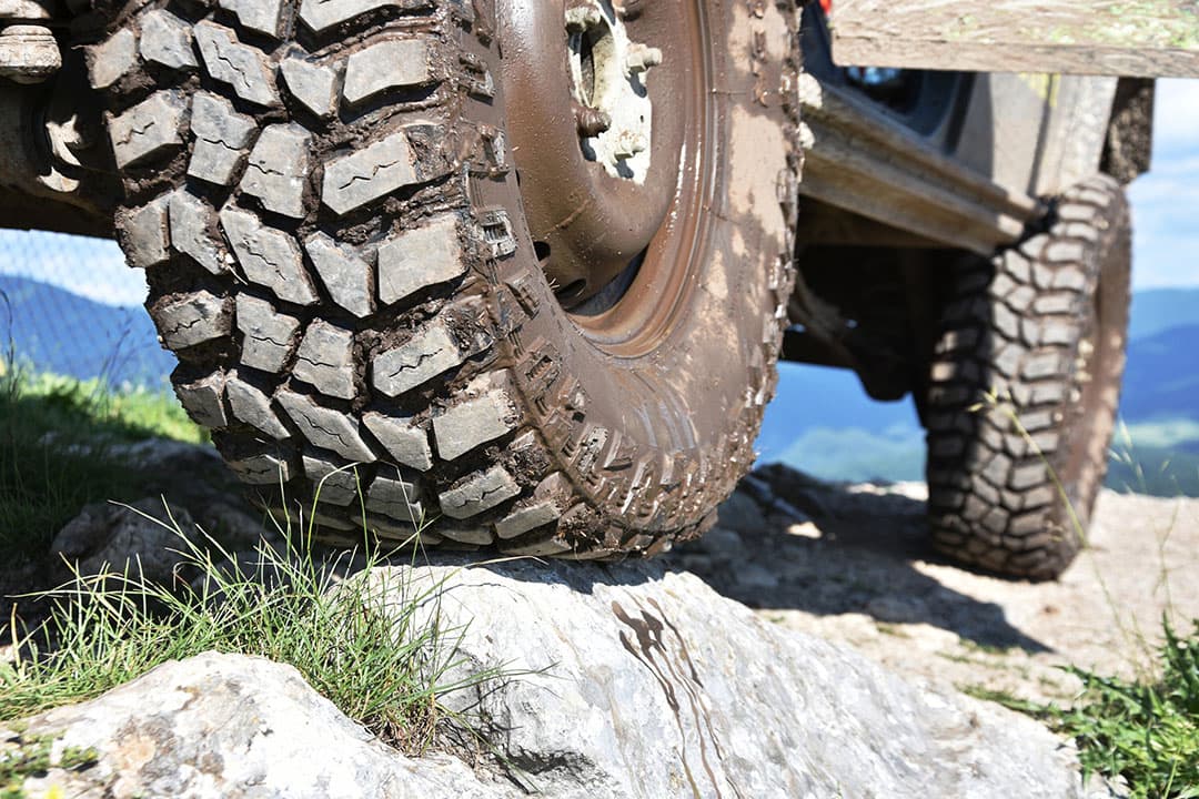 "De autorit naar de rodelbaan was bijzonder beangstigend. Een offroad avontuur." - Foto: Canva/Getty Images