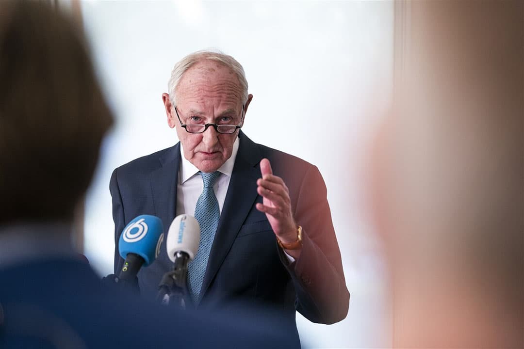 Bemiddelaar Johan Remkes na afloop van een gesprek over de stikstofcrisis. - Foto: ANP