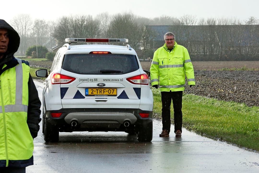 Archieffoto van het optreden van de NVWA bij een uitbraak van vogelgriep in Flevoland. - Foto: Henk Riswick
