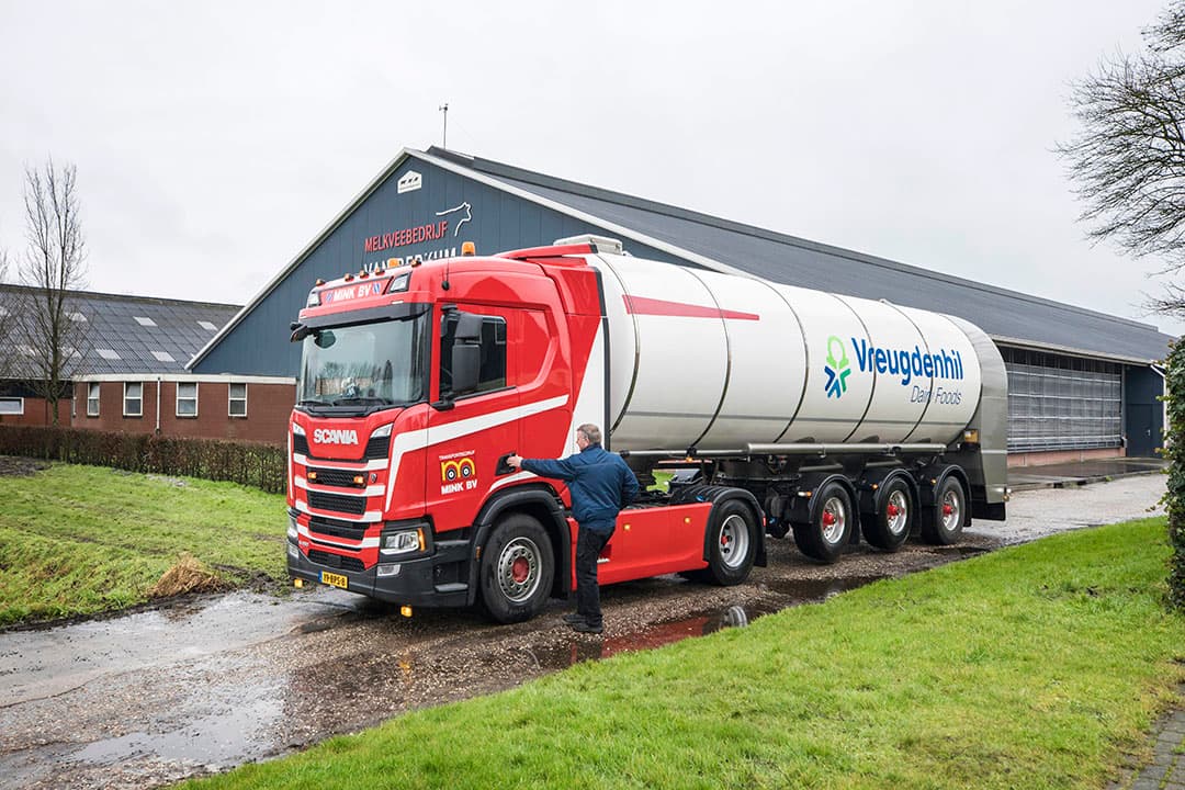 Het lijkt erop dat Vreugdenhil in alleen Nederland niet de gewenste uitbreiding in de melkaanvoer kan realiseren.  - Foto: Koos Groenewold
