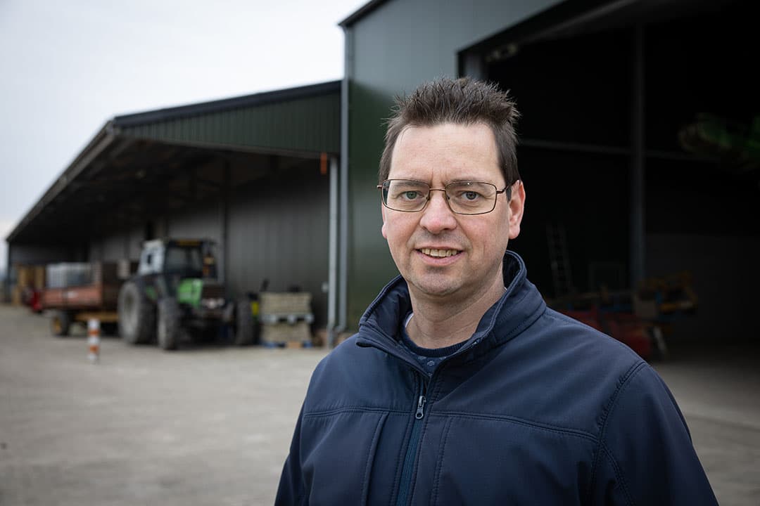 NPPL-deelnemer Maurits Bax: "Met dit extreme droge en warme weer heb je weinig aan het raffinement van een heel precieze vochtmeter." - Foto: Peter Roek