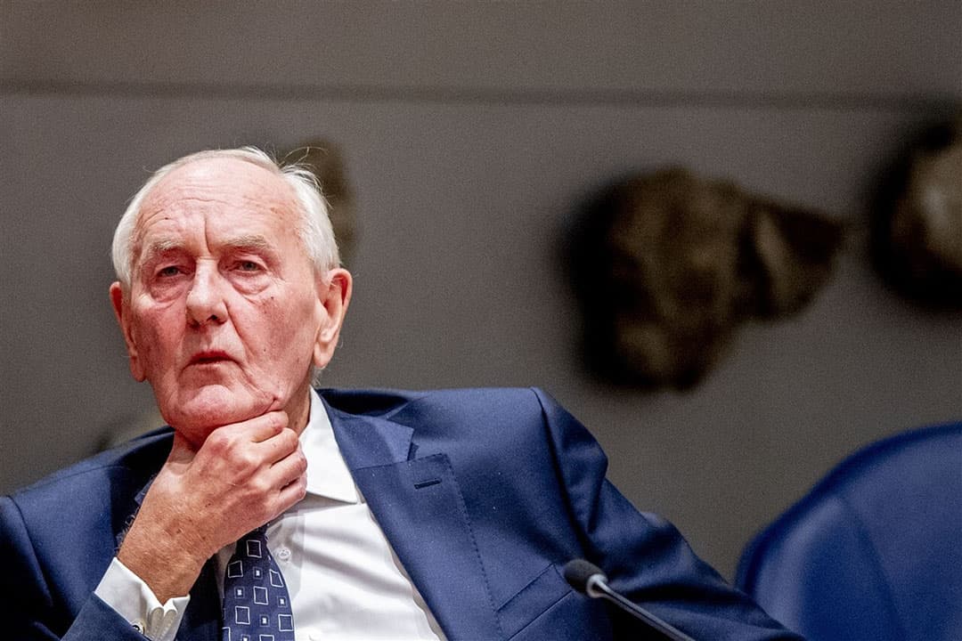 VVD-coryfee Remkes (1951) was voorheen onder meer gedeputeerde van Groningen, staatssecretaris van Volkshuisvesting, minister van Binnenlandse Zaken, vicepremier en commissaris van de Koning in Noord-Holland. Recent was hij waarnemend burgemeester van Den Haag, waarnemend gouverneur van de provincie Limburg en informateur van het huidige nieuwe kabinet. - Foto: Robin Utrecht