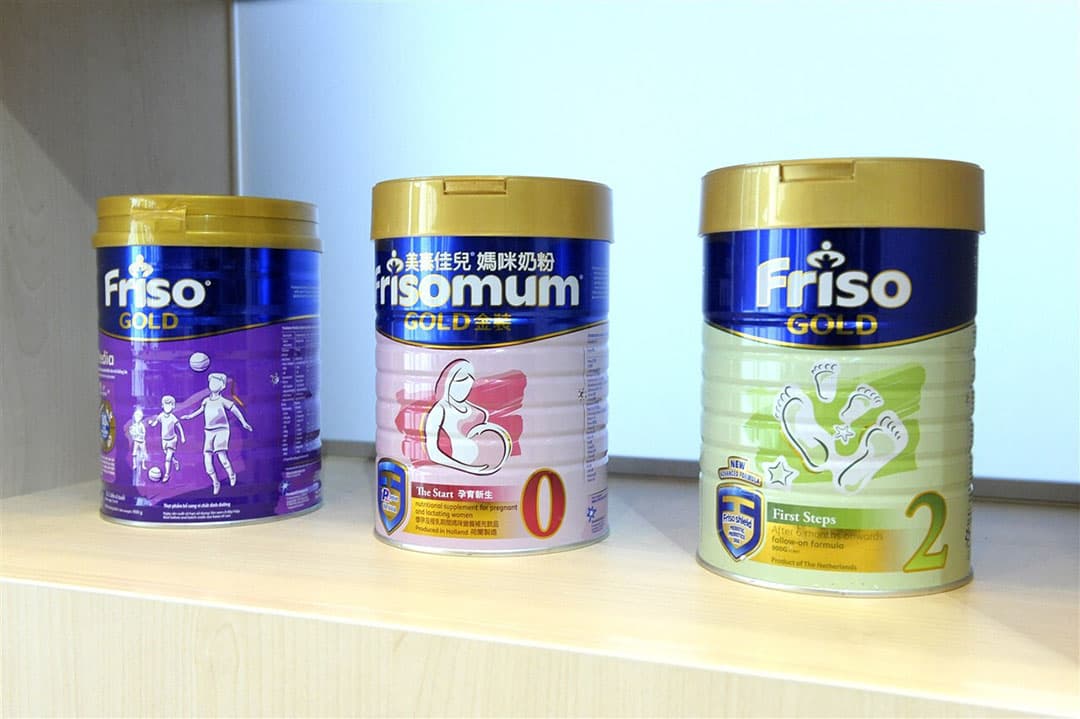 Friso-melkpoeder voor de Chinese markt. - Foto: ANP
