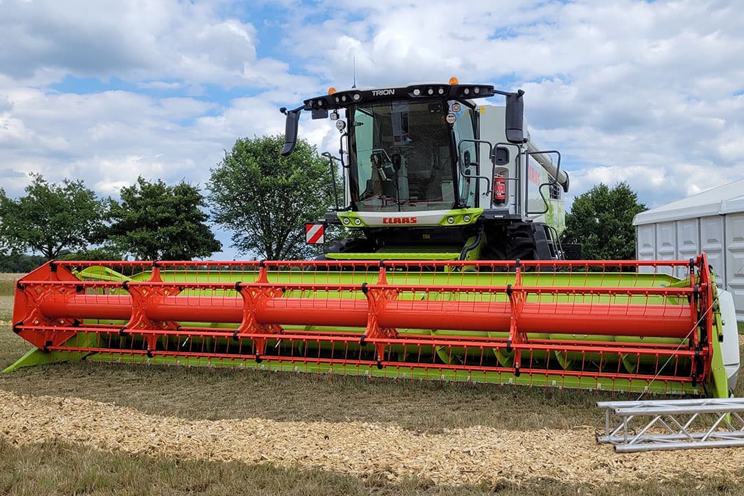 Claas levert Cemos-Auto Header-software voor de maaidorser. Een laserscanner boven op de cabine van de maaidorser detecteert de gewashoogte en zorgt dat er niets verloren gaat tijdens de oogst, aldus fabrikant Claas. - Foto: Eddie Loonstra