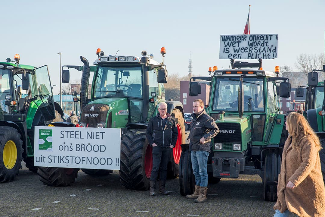 Eerder stikstofprotest dit jaar bij een hoorzitting van een zaak tussen provincie Overijssel en Farmers Defence Force. - Foto: Koos Groenewold