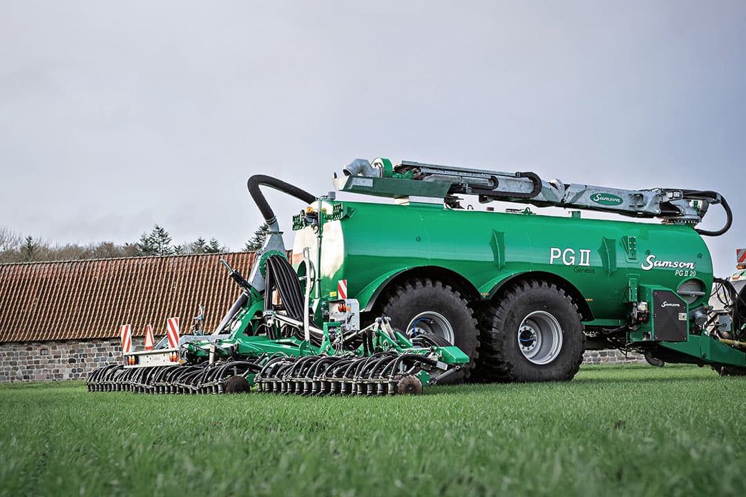 Mesttechniekfabrikant Samson lanceert vijf nieuwe modellen drijfmesttanks in zijn serie PGII-Genesis. De tanks moeten rijschade op de akker voorkomen. - Foto: Samson