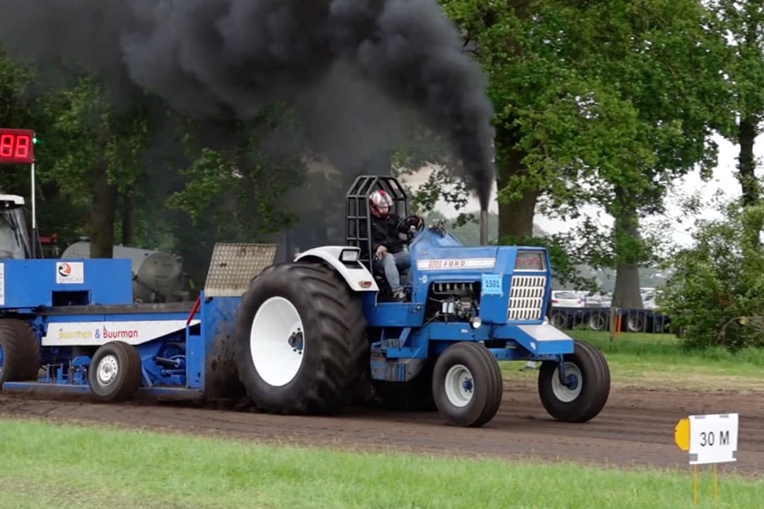 Boerderij was aanwezig bij trekkertrek in Holten (Ov.). - Foto: Misset