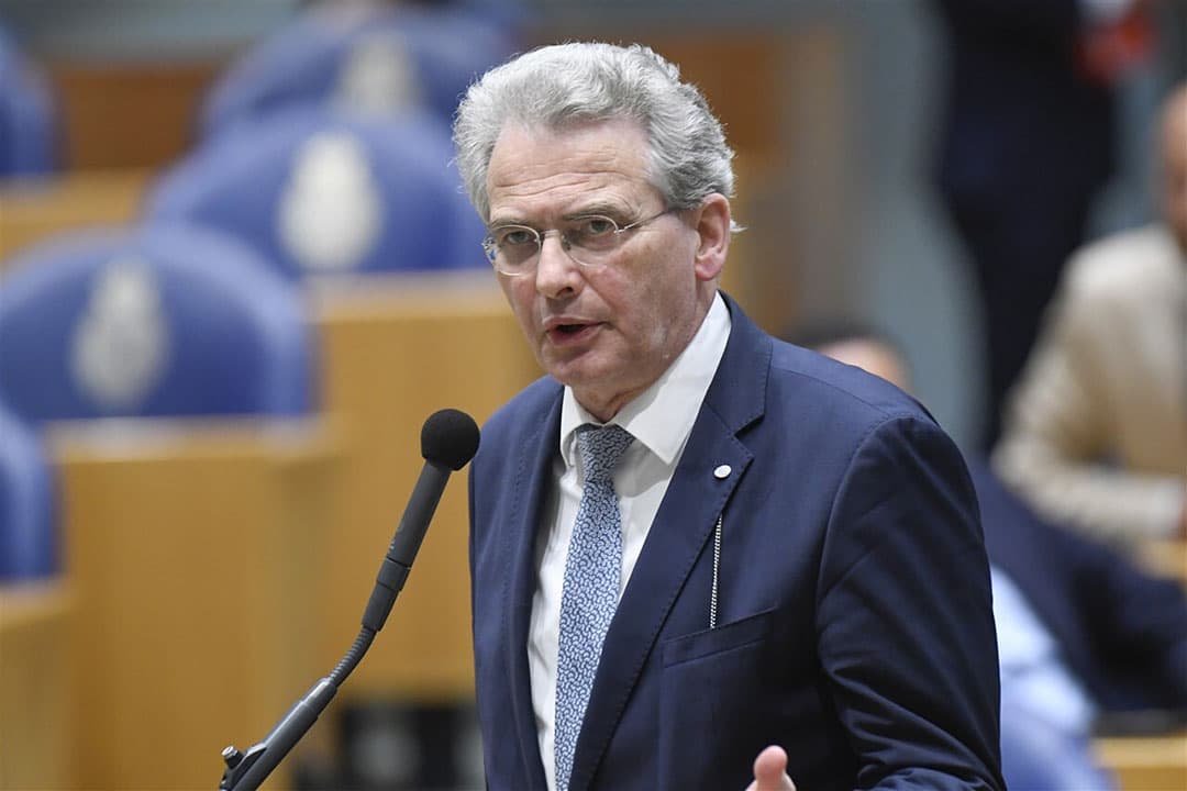 SGP-Kamerlid Roelof Bisschop is verbaasd over de gang van zaken rondom Aerius en heeft het over ‘de overheid als Firma List & Bedrog’. - Foto: ANP