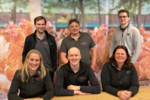 * eigen apotheken en laboratoria