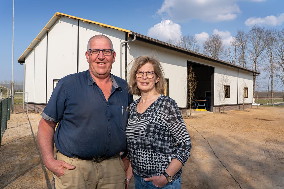 Peter (59) en Ria (58) Druijff wonen in Voorthuizen (Gld.). Tot de zomer van 2020 hielden ze 500 zeugen en 3.000 vleesvarkens. Ze namen deel aan de saneringsregeling. - Foto's: Jan Willem Schouten