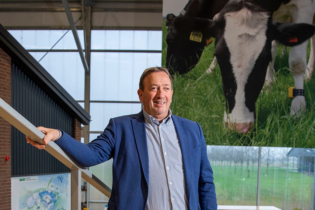 Kees de Koning (1959) is manager Dairy Campus in Leeuwarden. Hij volgde automatisch melken vanaf het begin. - Foto's: Anne van der Woude