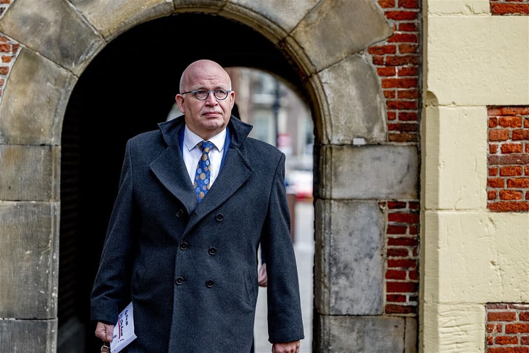 Minister Staghouwer (LNV) zei dat hij als minister oog heeft voor knelgevallen door invoering van het fosfaatrechtenstelsel. - Foto: ANP
