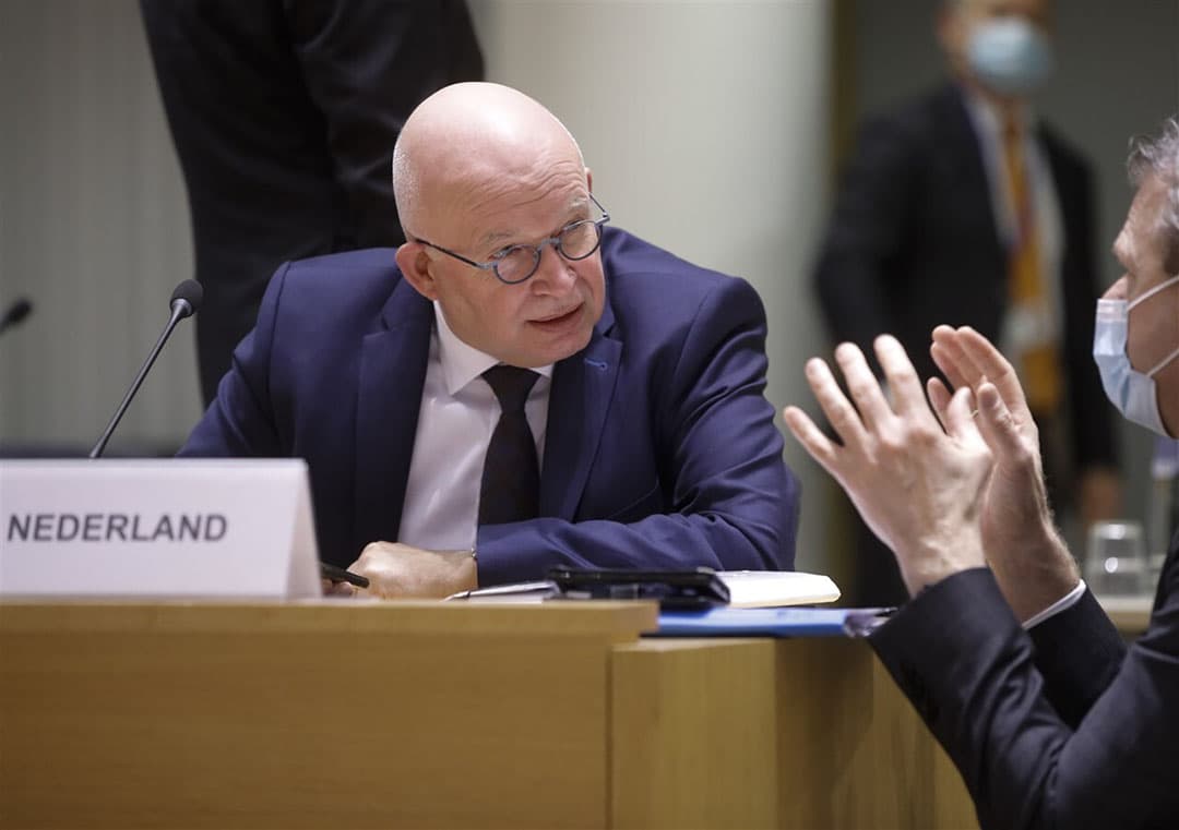 Minister van landbouw Henk Staghouwer tijdens een overleg met Europese landbouwministers eerder deze week. - Foto: ANP