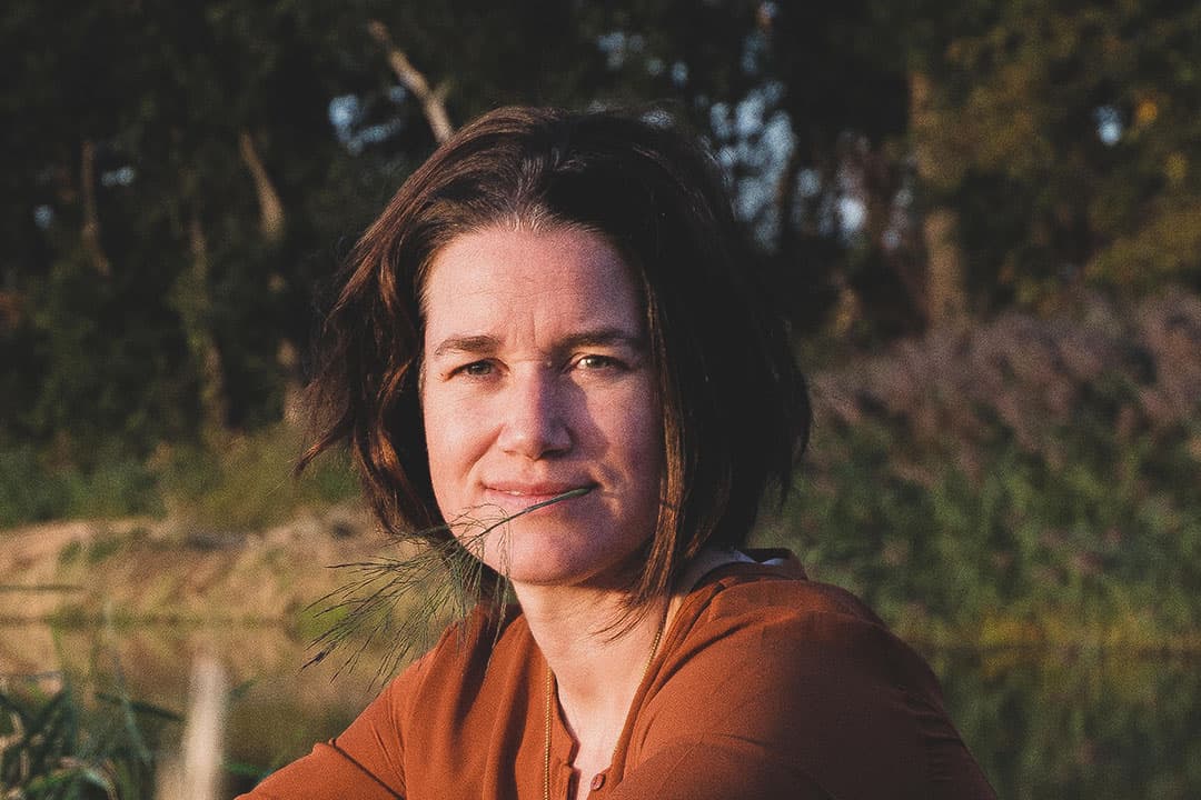 Dieuwke Verstraten-Ketelaars heeft met haar man een melkveebedrijf in Boekel (N.-B.). Daarnaast is ze strategisch procesbegeleider bij familie- en boerderijopstellingen. - Foto: Boerderij