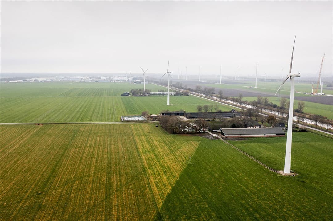 De locatie waar Meta, het moederbedrijf van Facebook, mogelijk een datacenter wil bouwen in de gemeente Zeewolde. - Foto: ANP