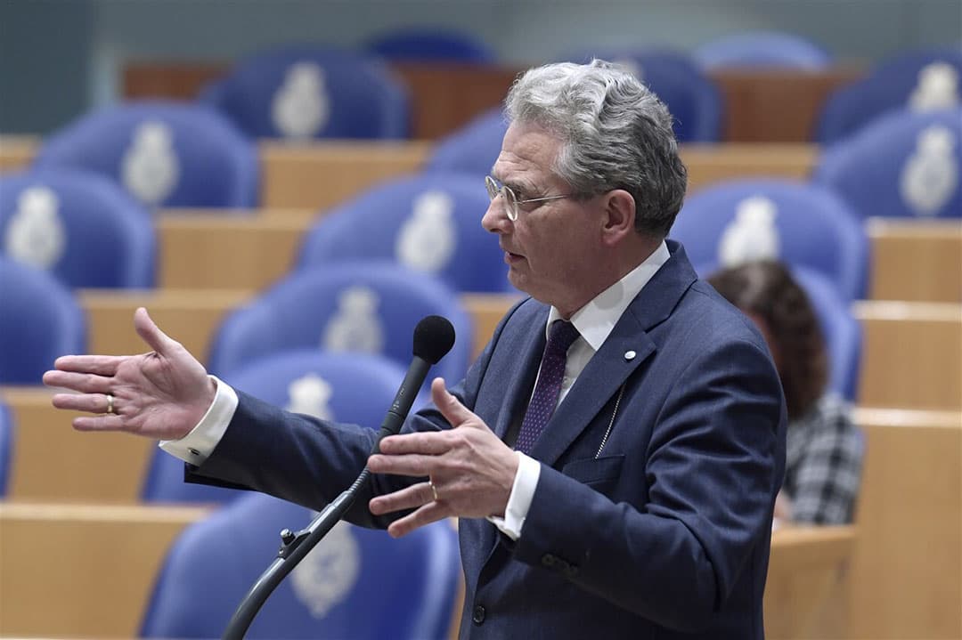 SGP'er Roelof Bisschop kwam nog wel met een wezenlijk voorstel om geld over te hevelen van de opkoop van bedrijven naar innovatie van bedrijven. Foto: ANP