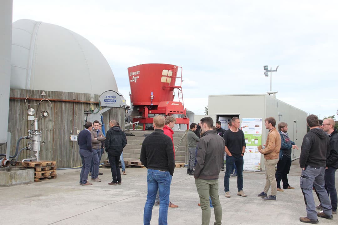 Een open dag bij de installatie voor stripping en scrubbing van stikstof uit varkensmest. - Foto: Kees van Dooren