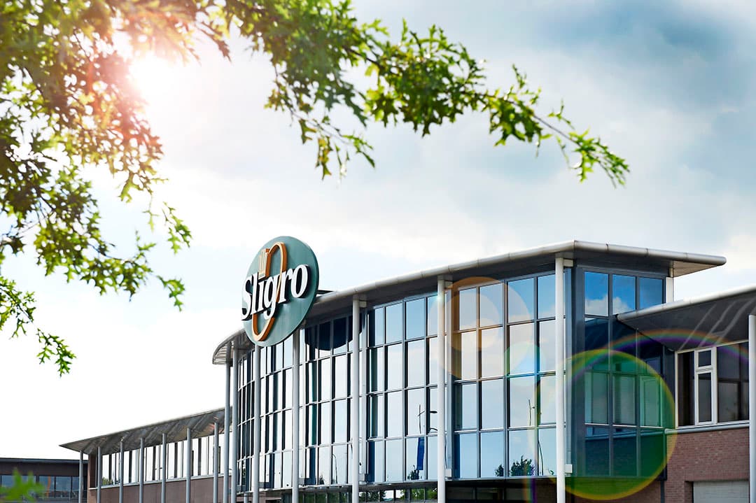 Het hoofdkantoor van Sligro in Veghel. - Foto: Sligro