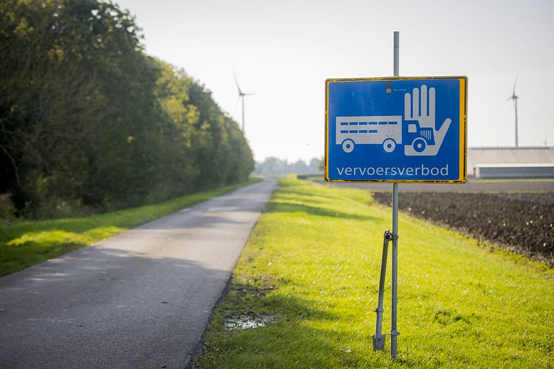 In Zeewolde was al een vervoersverbod van kracht. - Foto: Koos Groenewold