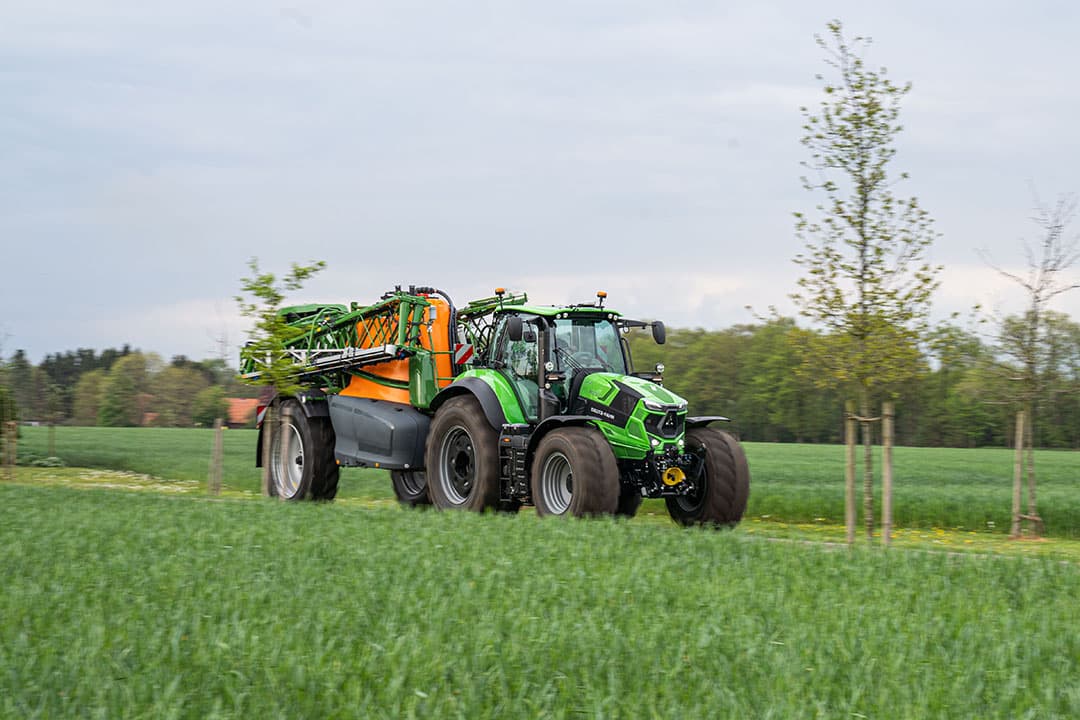 Deutz-Fahr komt met vier modellen. De 6190 TTV, 6210 TTV, 6230 TTV en tot slot de 6230 TTV HD. Die laatste is gebouwd op het platform van de 7-serie. - Foto's: Deutz-Fahr