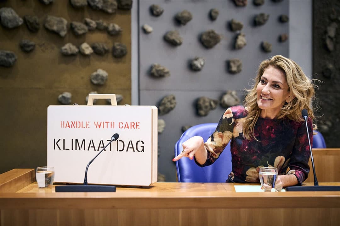 Staatssecretaris Dilan Yesilgoz-Zegerius van Economische Zaken en Klimaat (VVD) tijdens de presentatie van de klimaatnota. Foto: ANP
