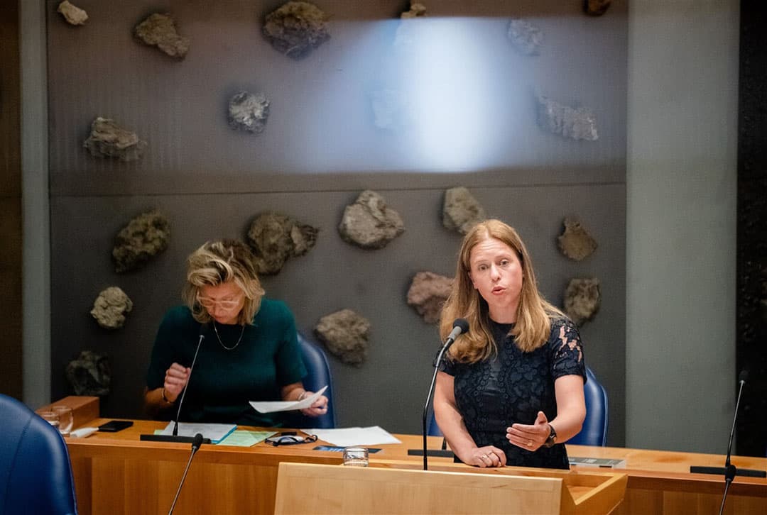Demissionair Minister Carola Schouten van Landbouw, Natuur en Voedselkwaliteit tijdens een vragenuur in het tijdelijke parlementsgebouw. - Foto: ANP