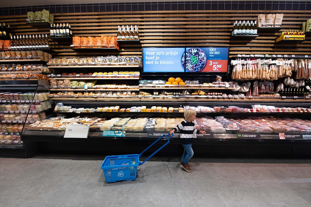 Albert Heijn koos vorig jaar voor Nederlands rundvlees. Een dappere keuze, vindt vleesveehouder Anita Heijdra. - Foto: Albert Heijn, Yasmin Hargreaves