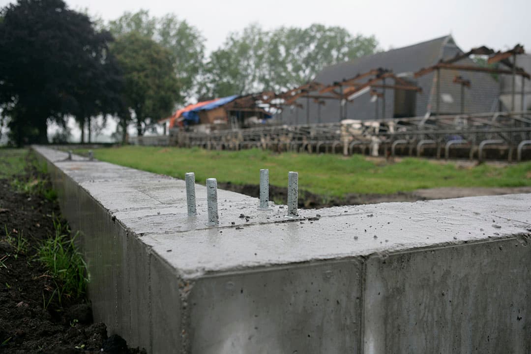 De ingediende PvdD-motie om geen nieuwe veestallen te bouwen, is een typisch voorbeeld van niet-allesomvattend denken, aldus Hans Scholte. - Foto: Jan Willem Schouten