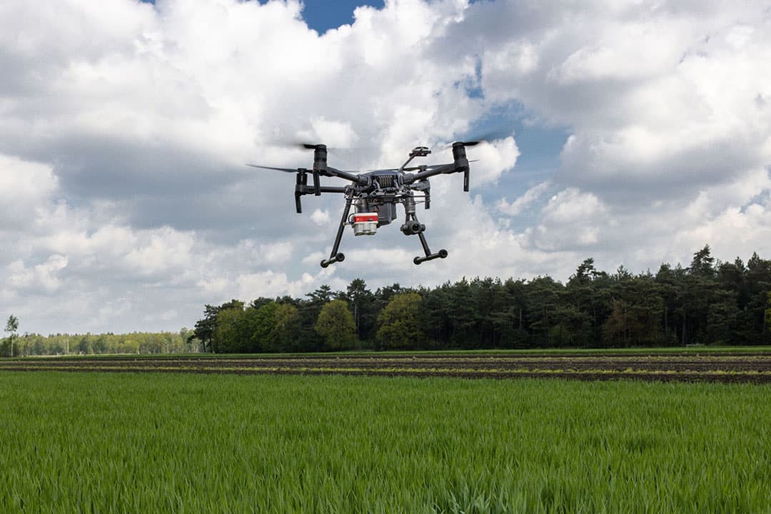 Mede door alle regelgeving heeft op dit moment vrijwel geen enkele boer al drones boven zijn land vliegen, vertelde NPPL-deelnemer Jacob van den Borne onlangs aan NPPL. - Foto's: Peter Roek
