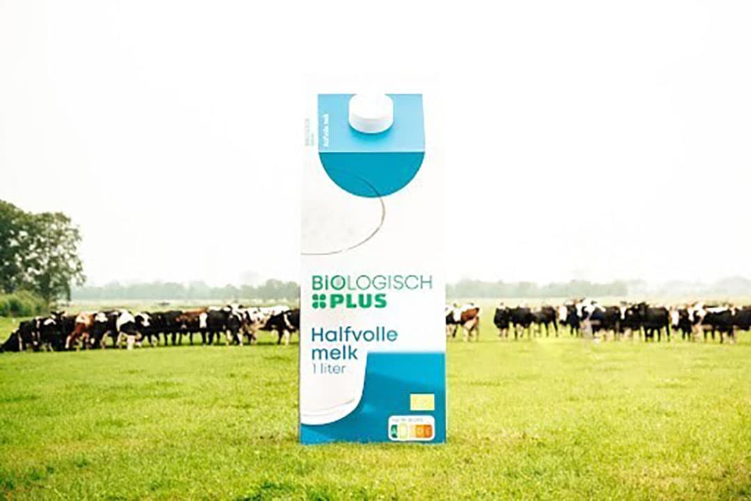 Supermarktketen Plus wil een nieuwe standaard zetten: huismerkzuivel moet voortaan biologisch zijn en niet meer kosten voor de consument. Ook zal de melkveehouder er niet onder lijden. - Foto: ANP