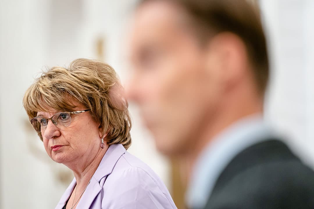 Informateur Mariëtte Hamer tijdens de persconferentie na het aanbieden van het eindverslag aan Tweede Kamervoorzitter Vera Bergkamp. - Foto: ANP