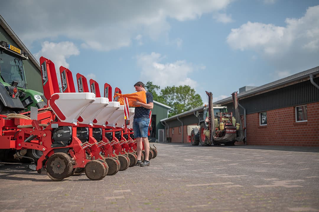 Het gemiddelde areaal van varkenshouders is circa 15 hectare. Daarbij zijn er bedrijven met een volwaardige akkerbouwtak, maar ook waar de grond is verhuurd. Het hangt deels van eigen interesses af. - Foto: Foto: Michel Velderman