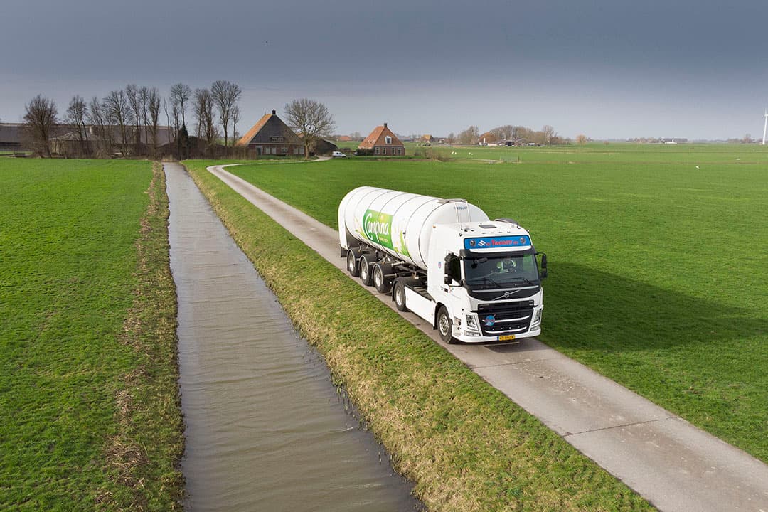 Een RMO-wagen van FrieslandCampina. - Foto: Mark Pasveer