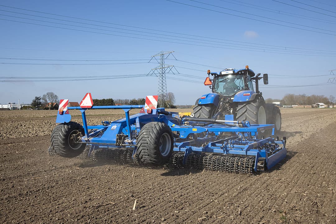De Germinator Pro SGX is er alleen in half-gedragen uitvoering. Het principe van de vroegere Germinators bleef gehandhaafd, maar de constructie is totaal gewijzigd. Belangrijke verschillen met de voorgangers zijn de bredere egvelden en de manier van opklappen - Foto: Peter Roek