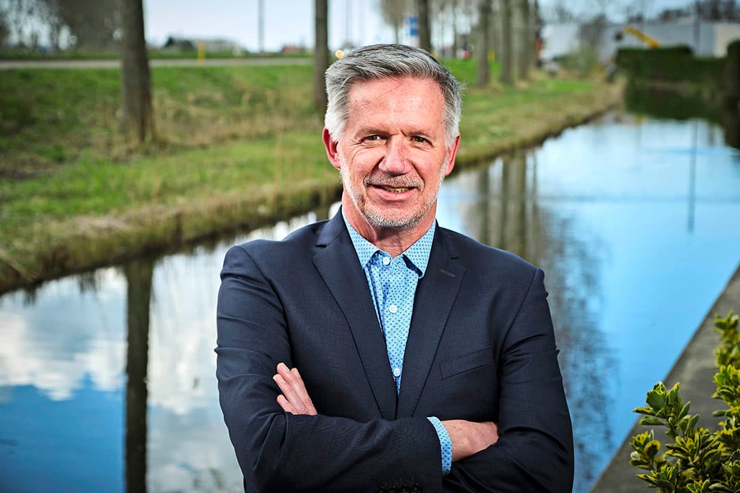 Jo Ottenheim (58) is secretaris van brancheorganisatie Nefyto. - Foto: Roel Dijkstra