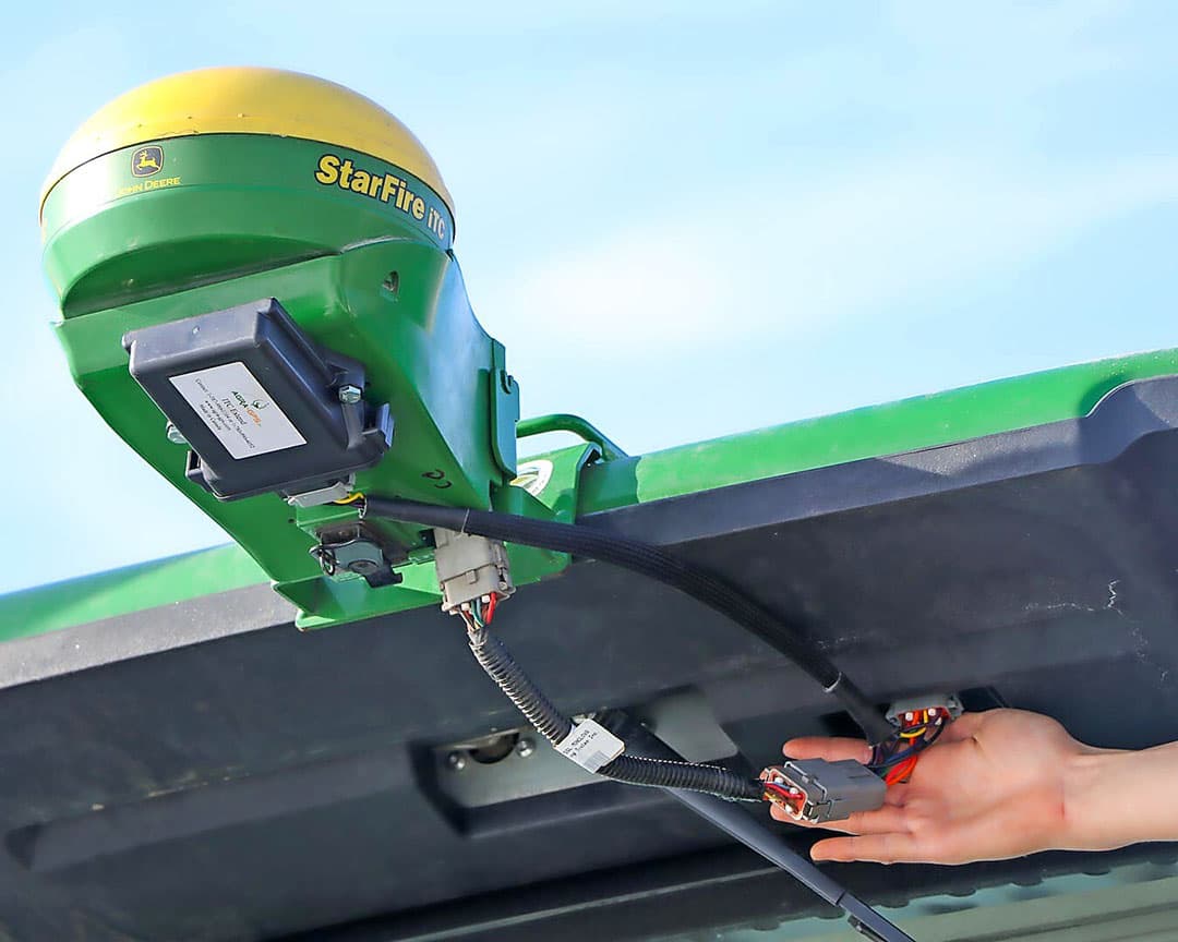 ITC Extend is geen ontvanger, maar een converter. Concreet betekent het, dat een standaard gps/Glonass-signaal wordt vertaalt naar een SF1-signaal. Foto's: Agra-GPS