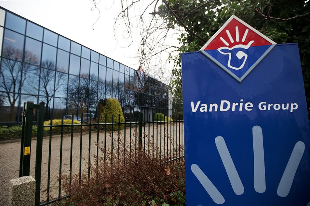 VanDrie wil overnameplan Van Dam doorzetten