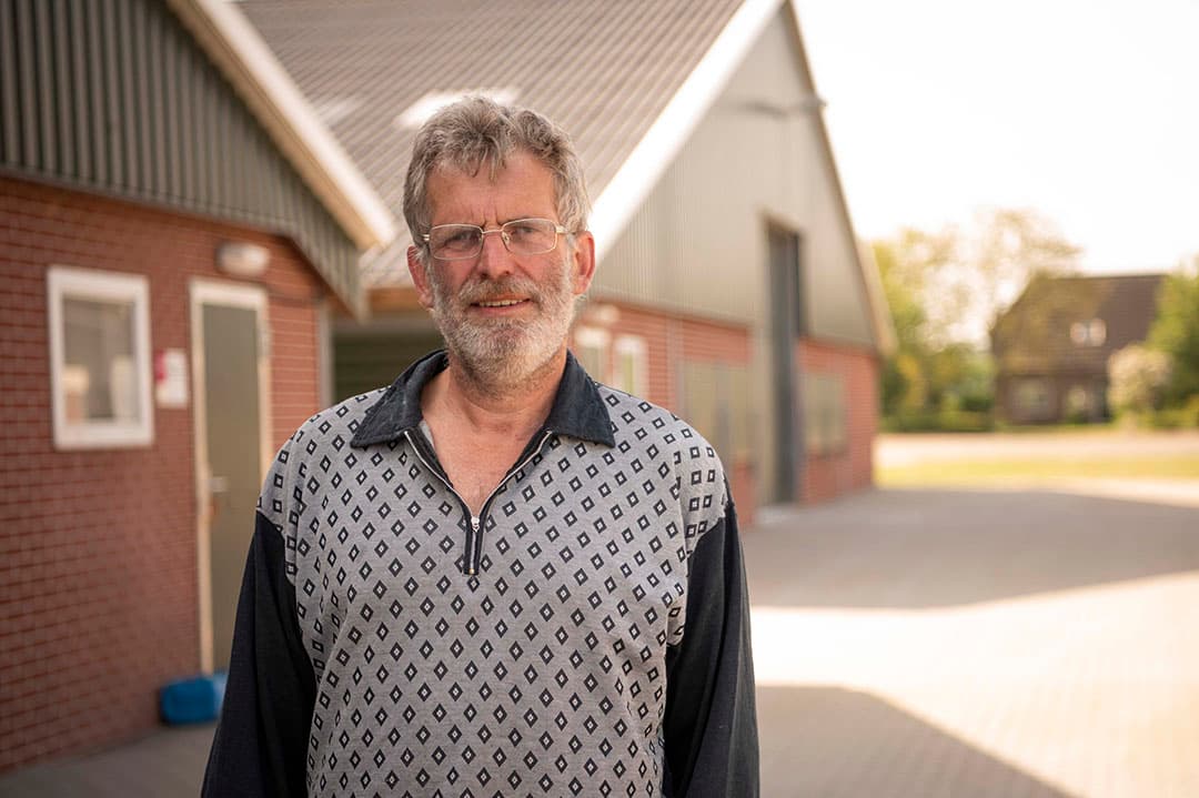 Vleeskuikenhouder Berri Meijerink in Lochem (Gld.). - Foto: Elanco
