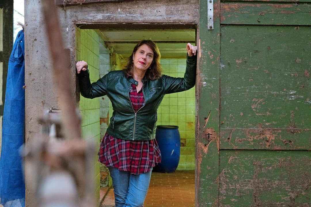 Irene van der Aart:  Ik houd mensen een spiegel voor. Zowel boeren als mensen uit de stad.  - Foto: Hans Prinsen