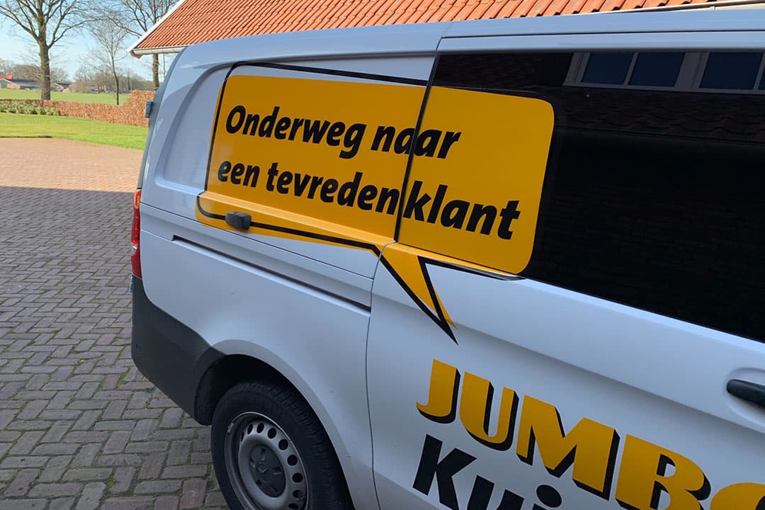 De bezorgservice van Jumbo kon gisteren niet alle boodschappen bezorgen bij klanten. - Foto: Martijn ter Horst