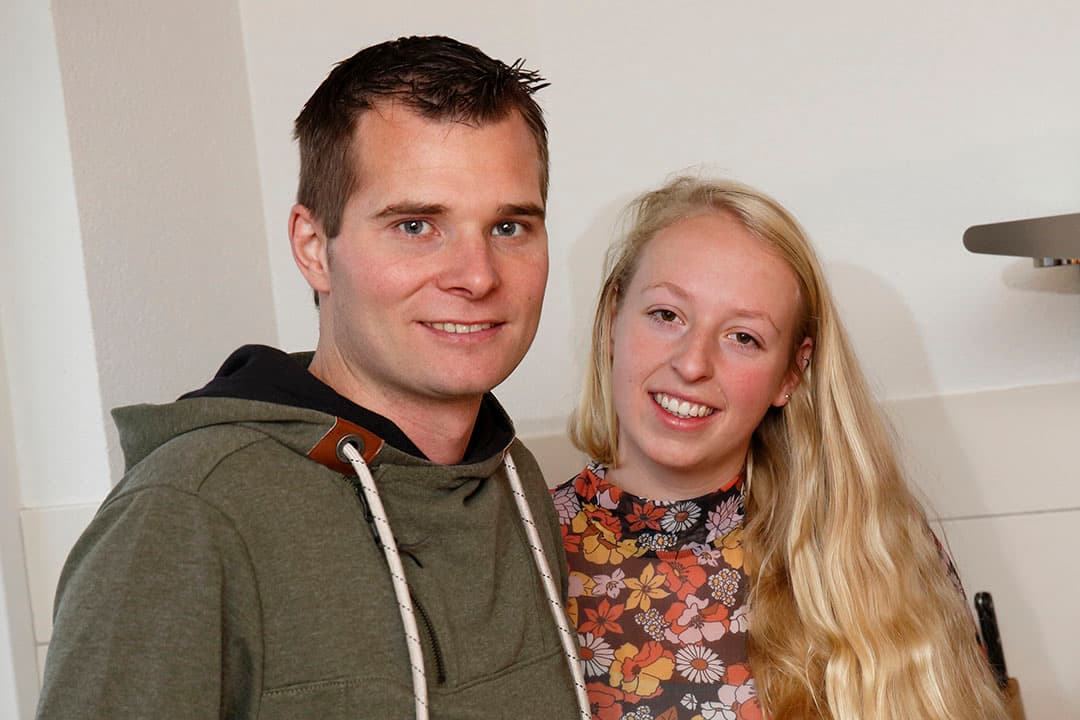 Nick Elferink (30) en Linda Kopczinski (25).
