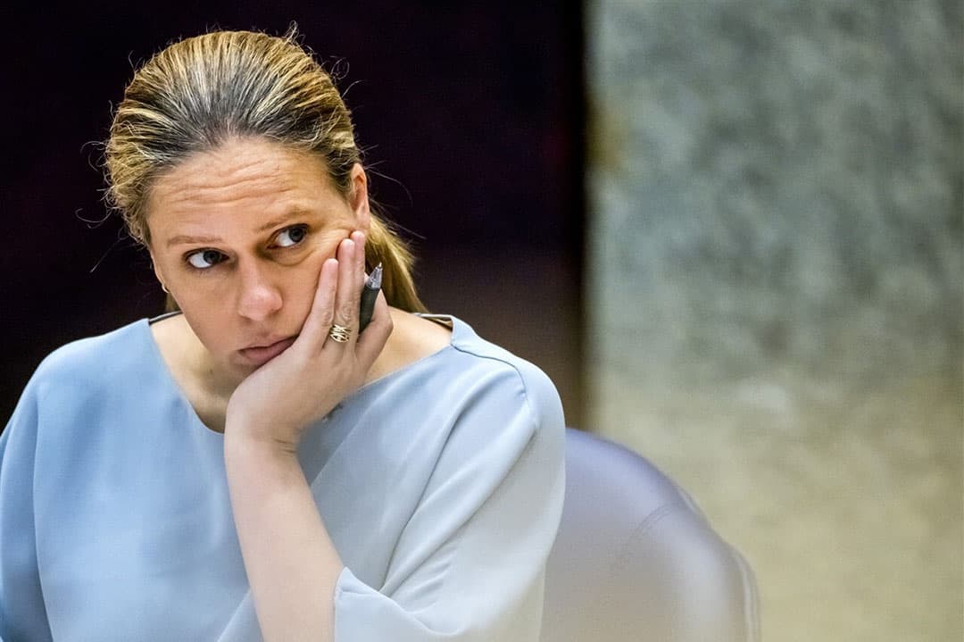 Minister van landbouw Carola Schouten zei in debat met de Tweede Kamer dat er op dit moment geen voorstel van de Europese Commissie op tafel ligt om sulfoxaflor te verbieden. - Foto: ANP