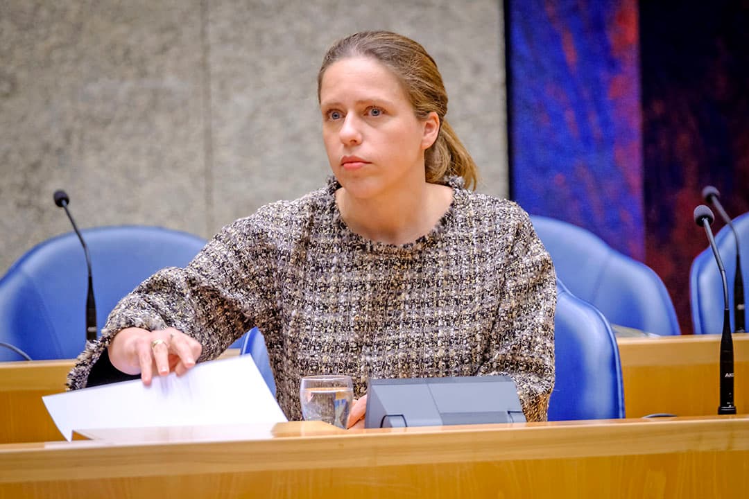 Minister Carola Schouten heeft in de Tweede Kamer naast de coalitiepartijen tenminste één extra stem nodig om een meerderheid te krijgen voor haar Wet Stikstofreductie en Natuurverbetering. - Foto Roel Dijkstra