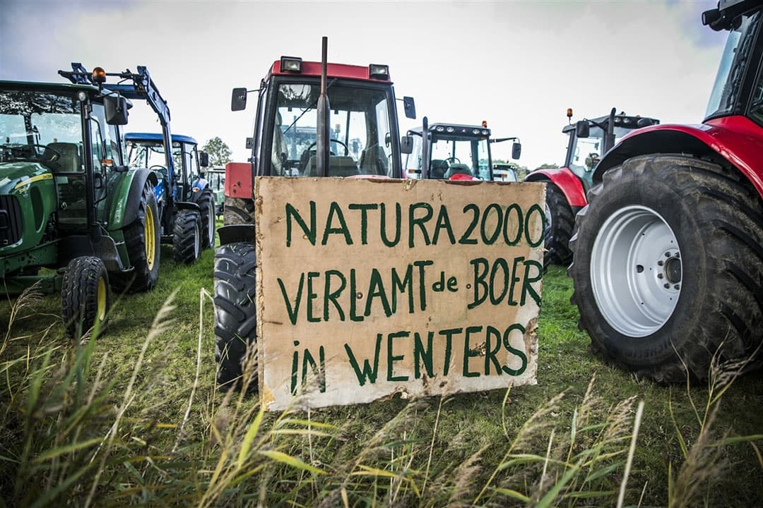 Boerenprotest in Winterswijk, 10 oktober 2019. Donderdagavond 26 november 2020 gaan boeren opnieuw actievoeren tegen de stikstofmaatregelen. - Foto: ANP/Roland Heitink