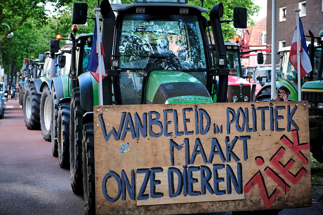 Alex Datema vraagt zich af waar al die woede en frustratie van boeren vandaan komt. - Foto: Roel Dijkstra/Fred Libochant