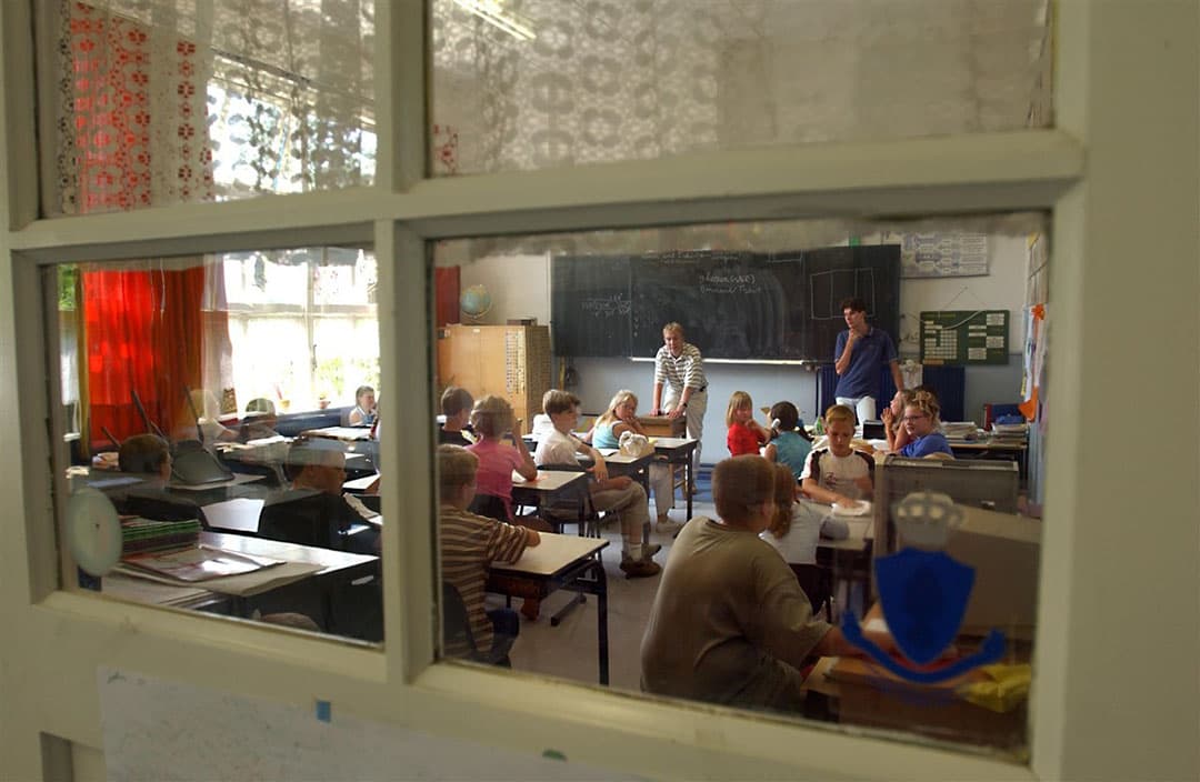 Een socioloog voorspelde in 1980 dat boerenkinderen op school in aanraking zouden komen met kinderen die niet van de boerderij kwamen. - Foto: HollandseHoogte