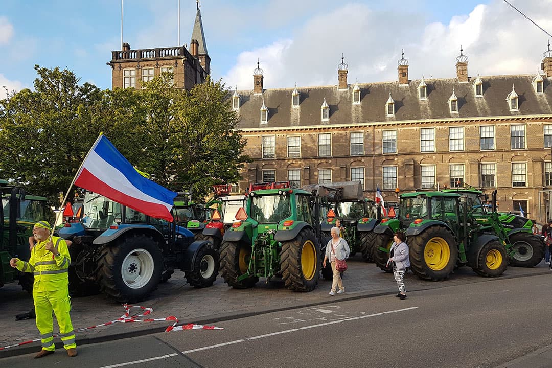 Trekkers in Den Haag bij het protest vanwege het debat in de Tweede Kamer over de voermaatregel om de stikstofuitstoot te verlagen. - Foto's: Mariska Vermaas