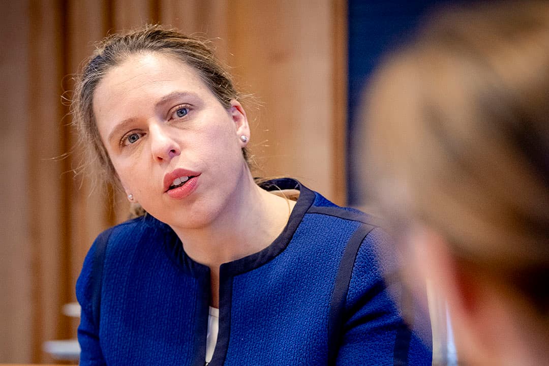 Minister Carola Schouten van Landbouw, Natuur en Voedselkwaliteit meldt dat de Europese Commissie nu eerst zaken die spelen rondom de coronacrisis wil oppakken - Foto: ANP