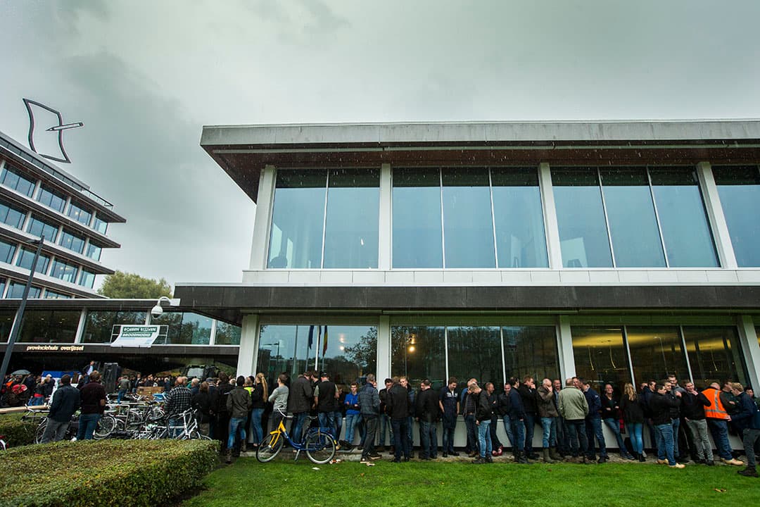 Provinciehuis van Overijssel, ten tijde van boerenprotesten. - Foto: ANP
